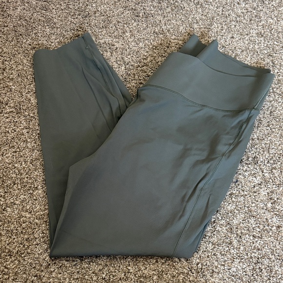 ZYIA Criss Cross Dark Green Leggings - Picture 1 of 4